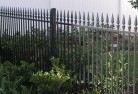 Gunngates-fencing-and-screens-7.jpg; ?>